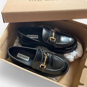 Steve Madden Lando Black Loafers with Gold Accent
